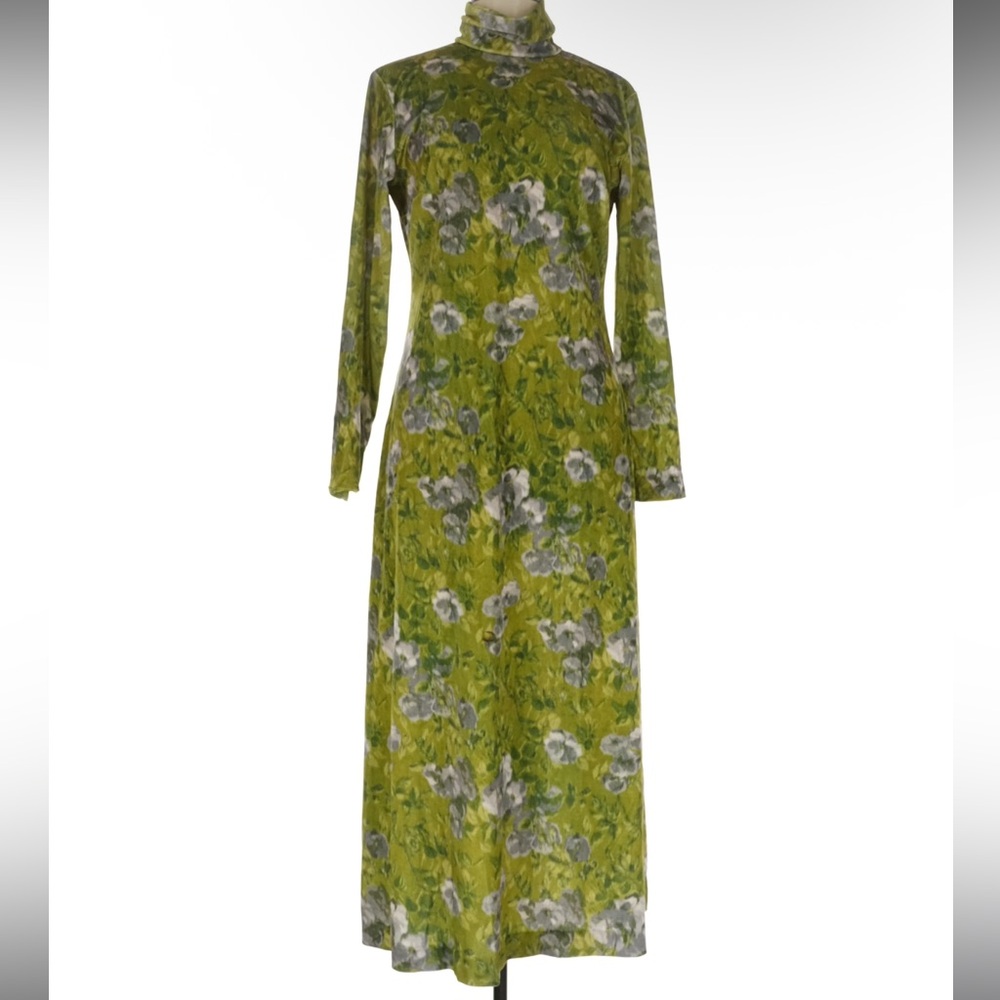 TUCKERNUCK Muted Meadow Velvet Ellery Dress